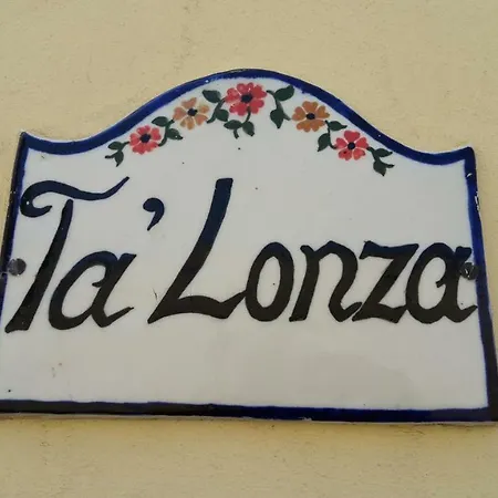 Ta' Lonza Farmhouse 펜션