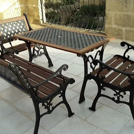 Ta' Lonza Farmhouse Kerċem