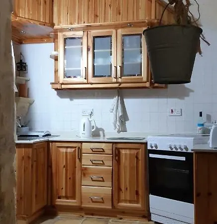 Ta' Lonza Farmhouse Dom wakacyjny Kerċem